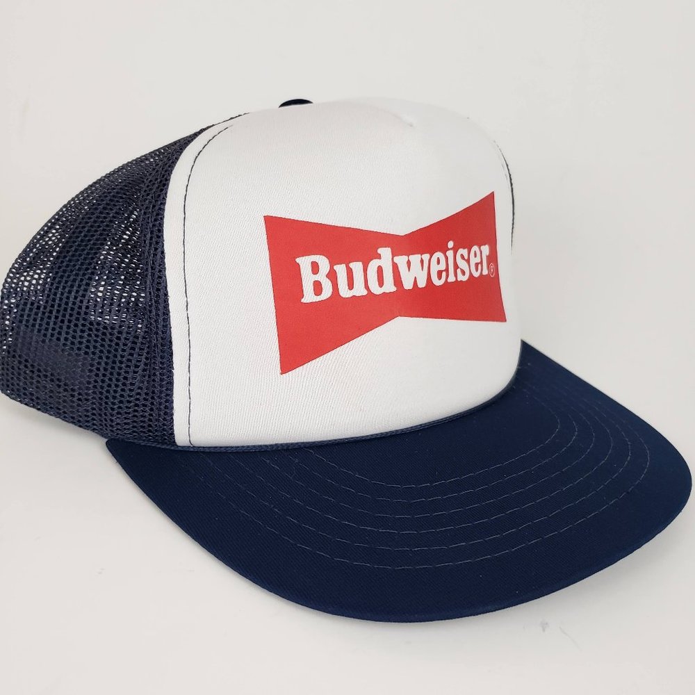 Budweiser Vintage Trucker Mesh Snapback